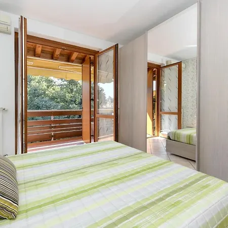 Garda Tulipano Tranquillo Bilocale Con Piscina E Terrazza Apartment Desenzano del Garda