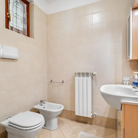 Appartement Garda Tulipano Tranquillo Bilocale Con Piscina E Terrazza Desenzano del Garda