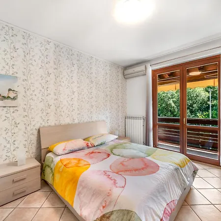 Appartement Garda Tulipano Tranquillo Bilocale Con Piscina E Terrazza Desenzano del Garda