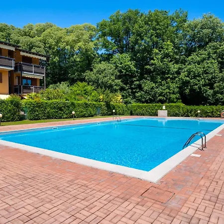 Garda Tulipano Tranquillo Bilocale Con Piscina E Terrazza Appartement